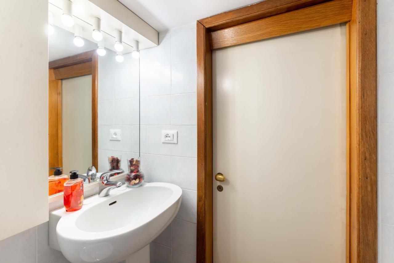Rotonda 23 - Pantheon View Apartment โรม ภายนอก รูปภาพ